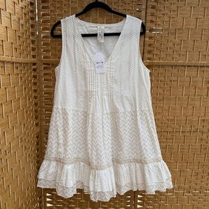 Sadie & Sage White & Gold Cocktail Dress with Chevron Pattern NWT Women’s Large